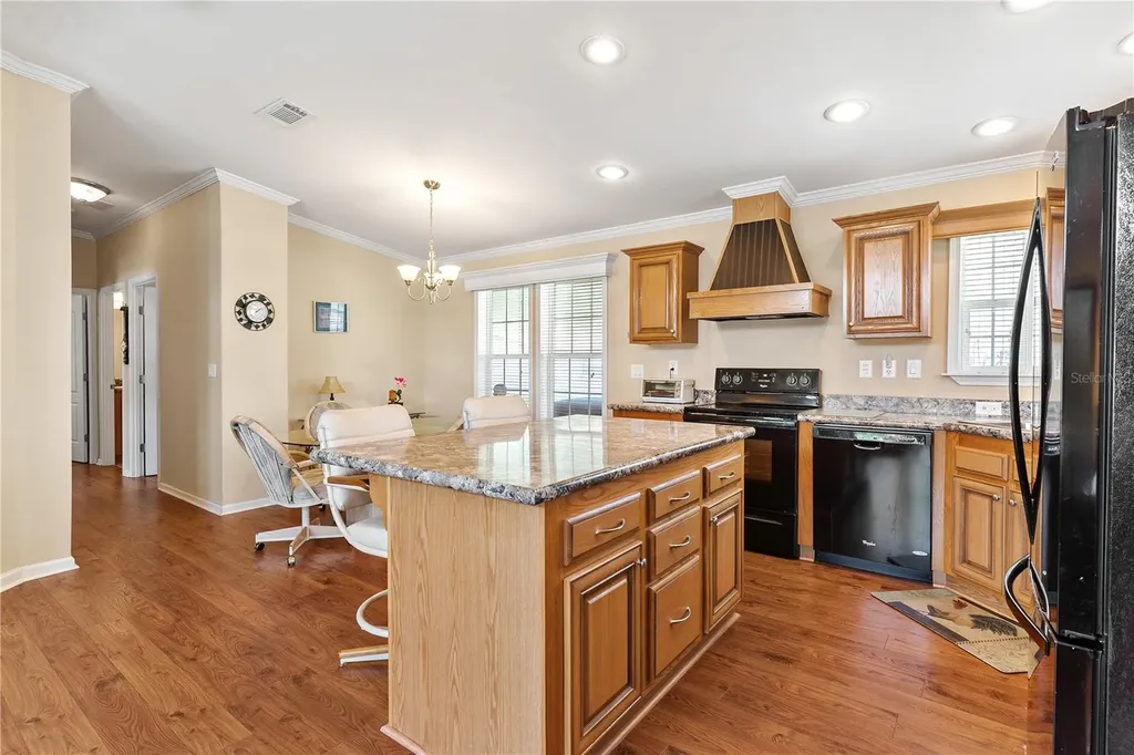 2417 Vindale Road Tavares FL 32778