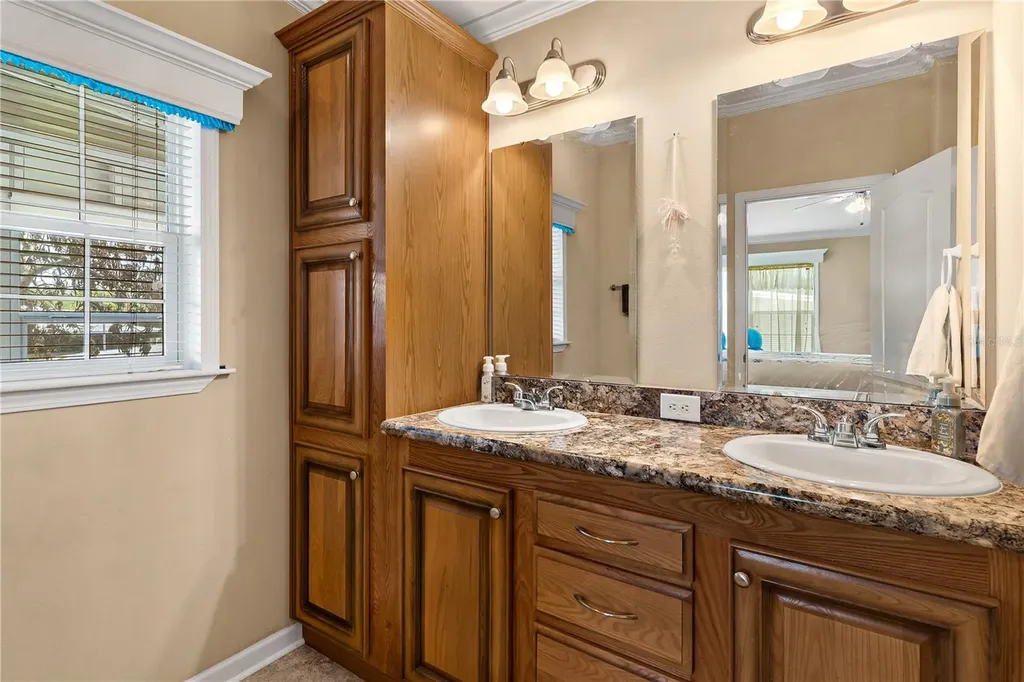 2417 Vindale Road Tavares FL 32778