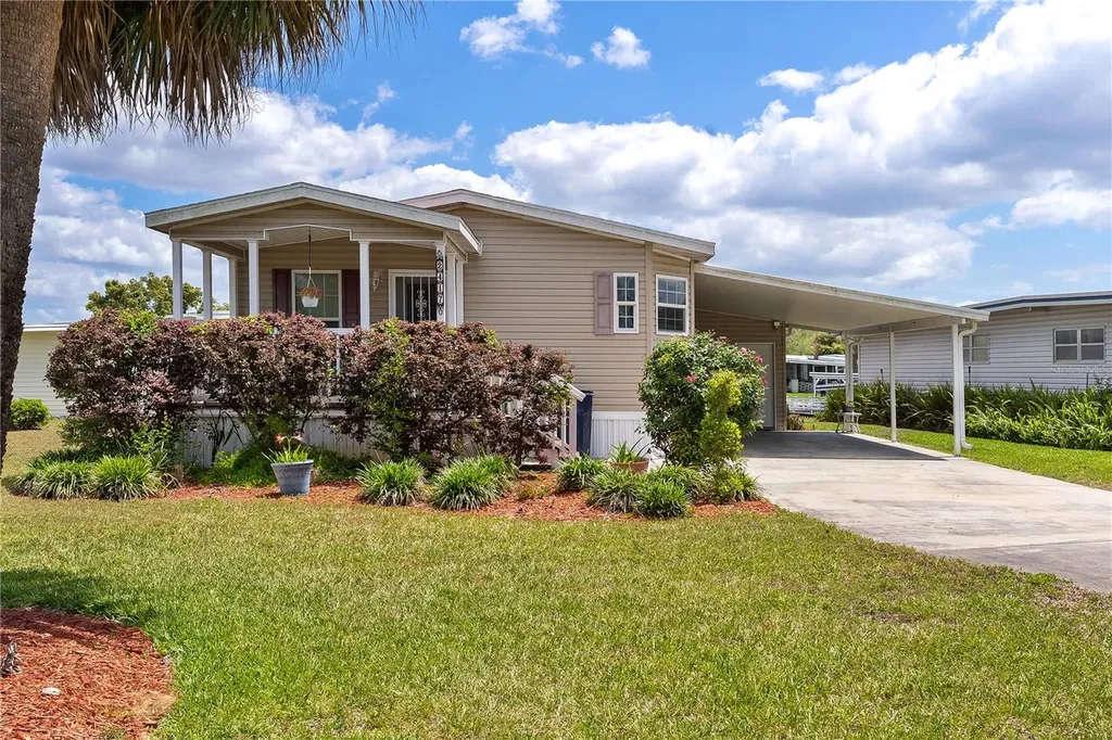 2417 Vindale Road Tavares FL 32778