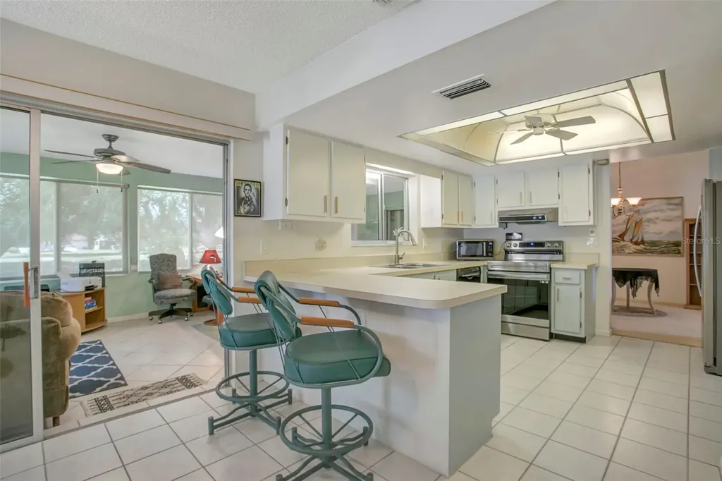 5817 11th Avenue W Bradenton FL 34209