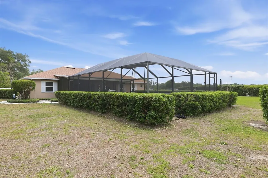 2425 Hawk Griffin Road Plant City FL 33565