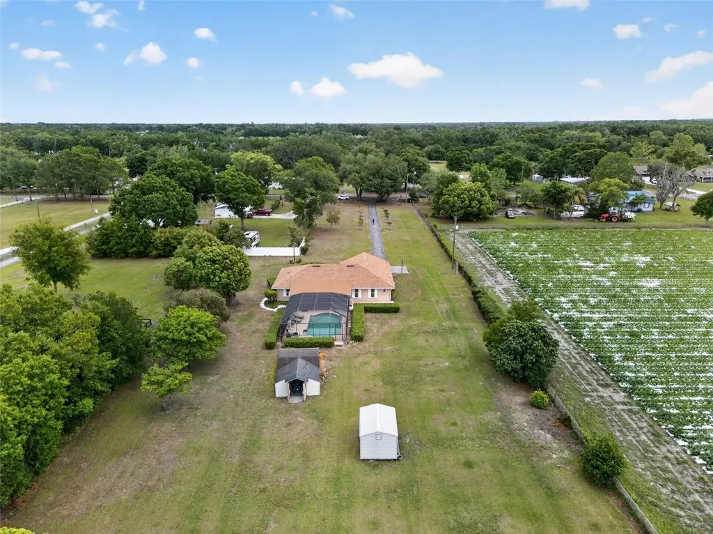 2425 Hawk Griffin Road Plant City FL 33565