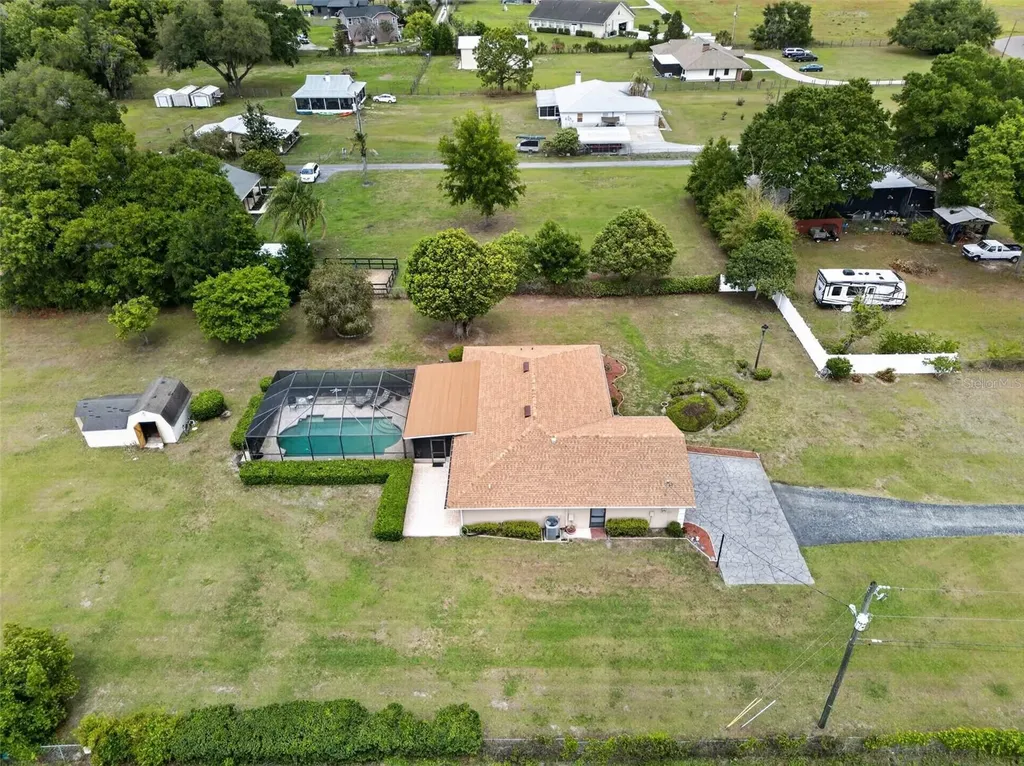 2425 Hawk Griffin Road Plant City FL 33565
