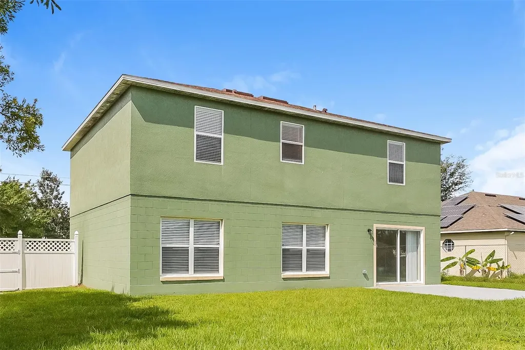 133 Carlisle Court Kissimmee FL 34758