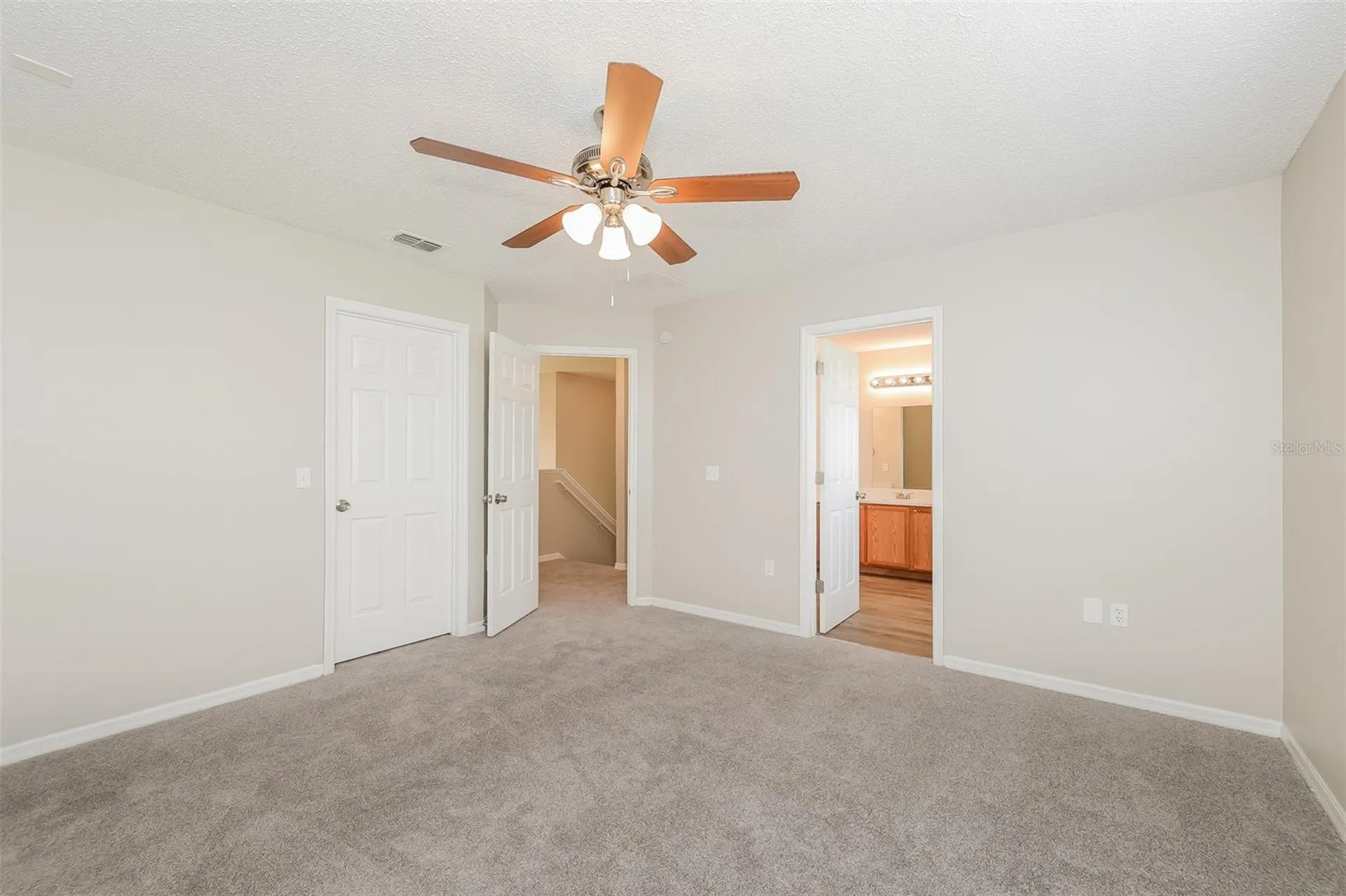 133 Carlisle Court Kissimmee FL 34758