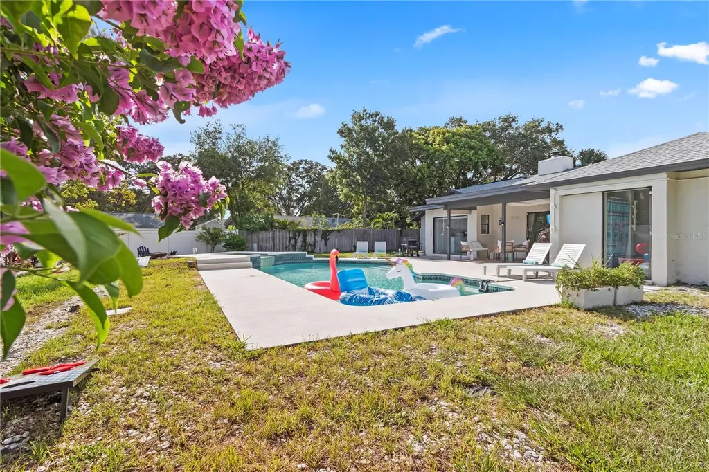 1372 Tenby Way Palm Harbor FL 34683