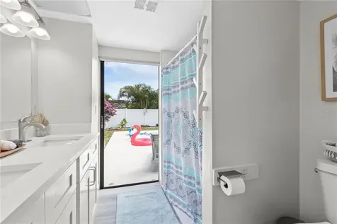1372 Tenby Way Palm Harbor FL 34683