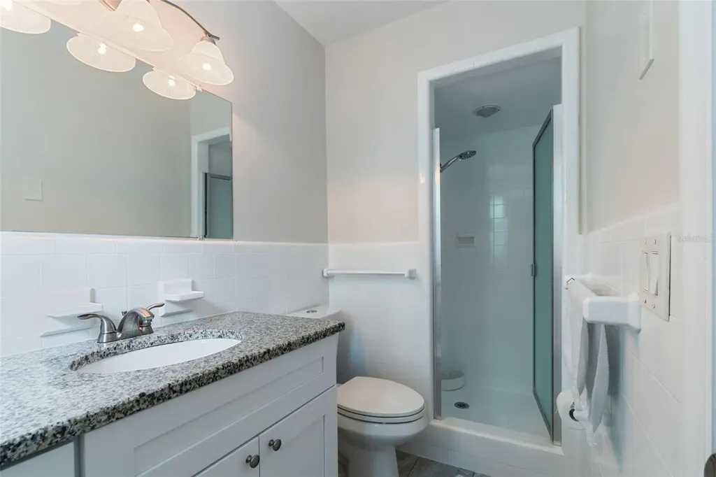 8270 30th Avenue N St Petersburg FL 33710