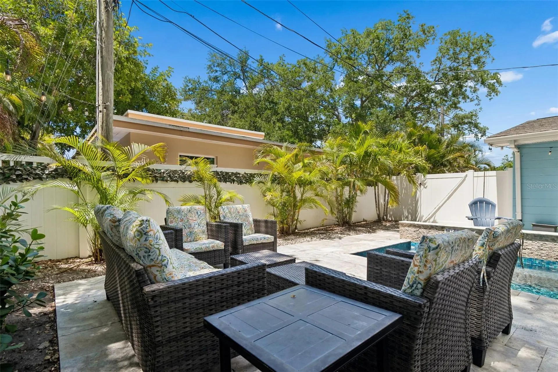 8270 30th Avenue N St Petersburg FL 33710