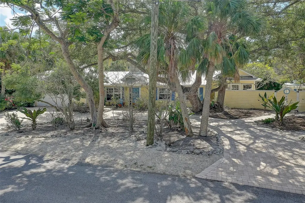 226 Ogden Street Sarasota FL 34242