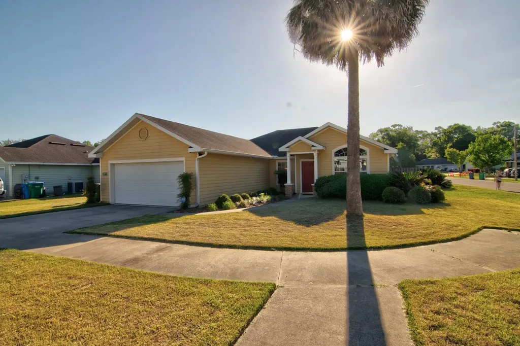 15572 NW 136th Terrace Alachua FL 32615