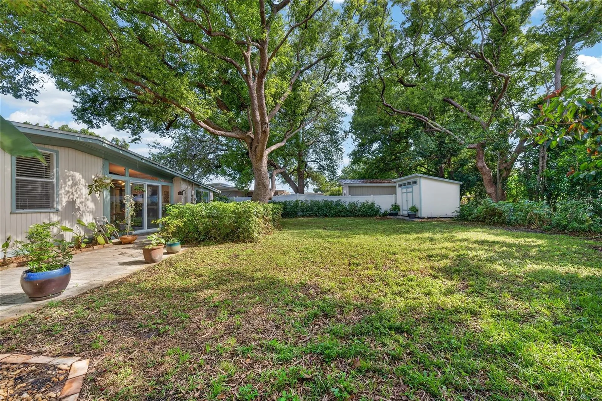 3962 60th Street N St Petersburg FL 33709