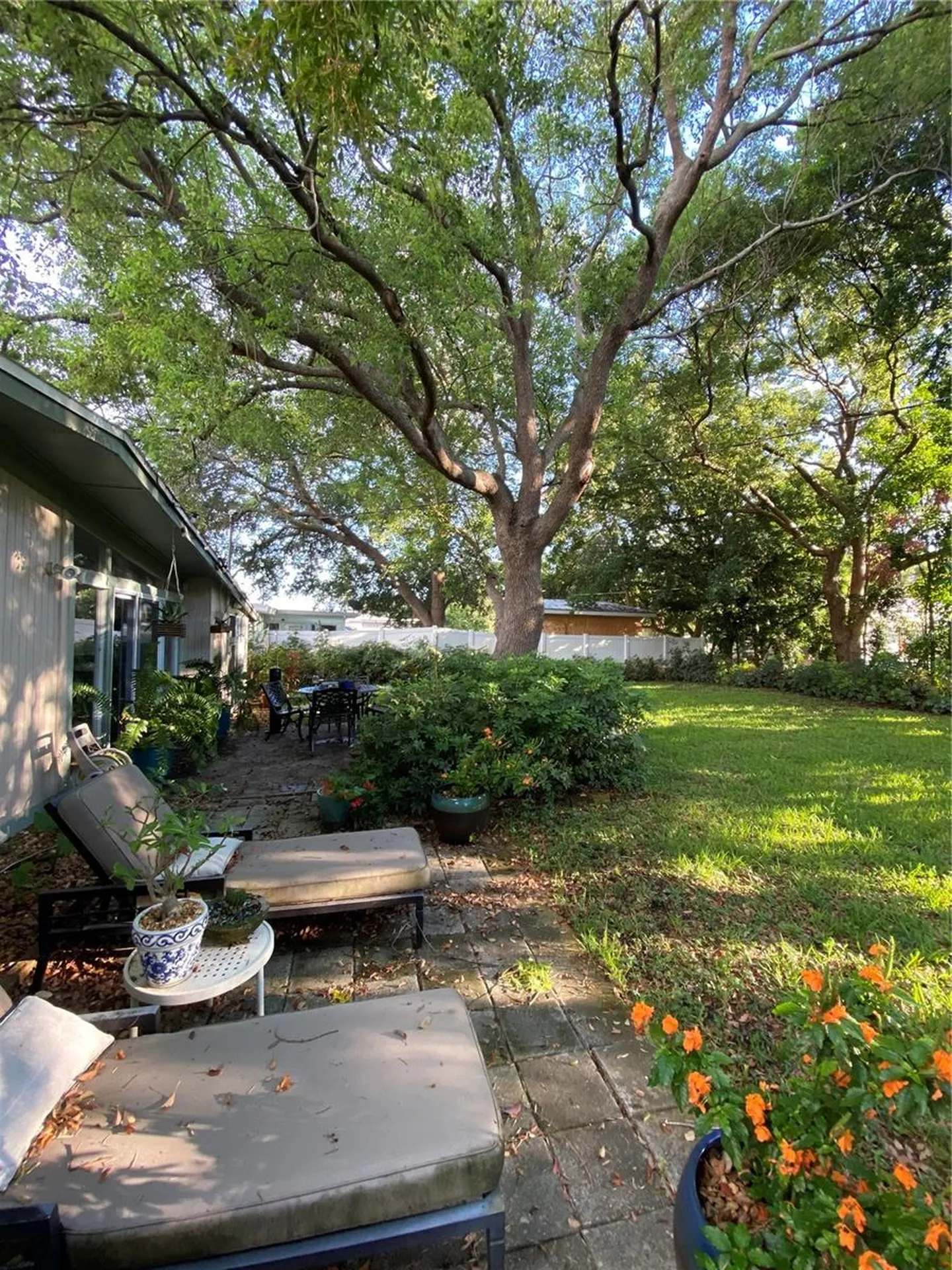 3962 60th Street N St Petersburg FL 33709