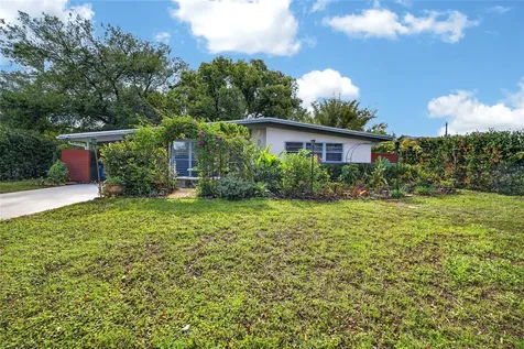 3962 60th Street N St Petersburg FL 33709