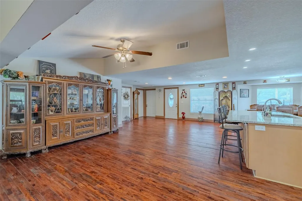 18853 Tracer Drive Lutz FL 33549