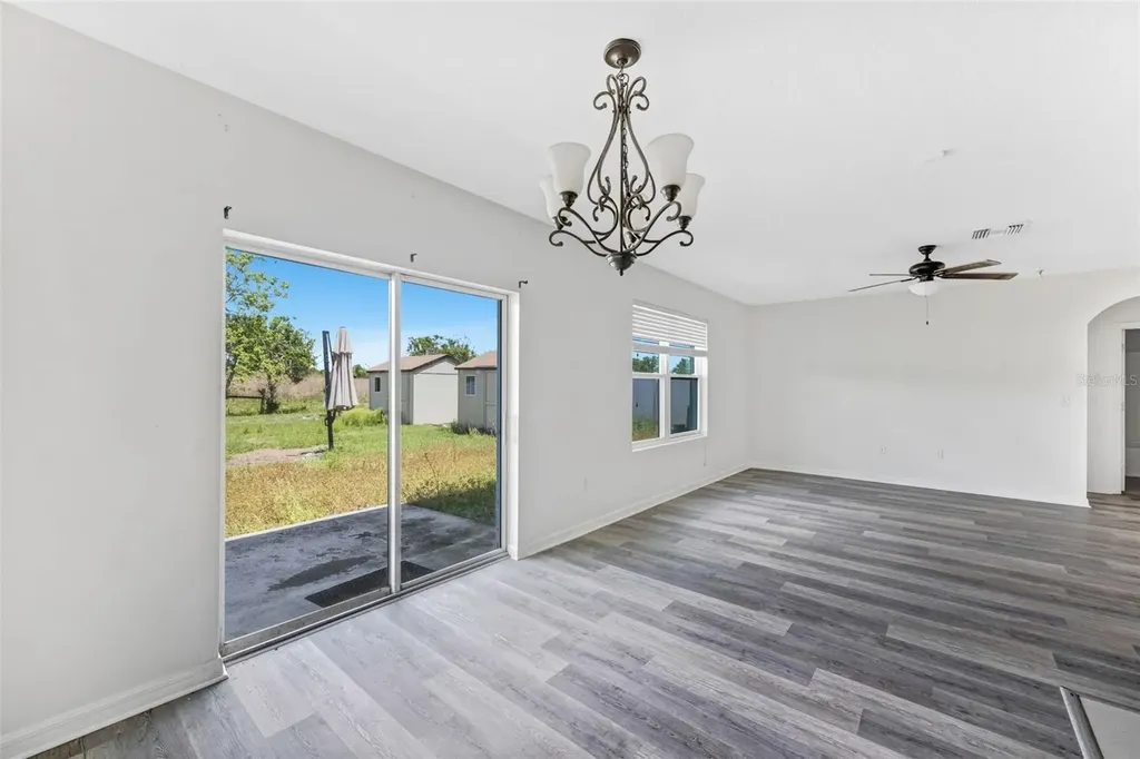 10019 Geese Trail Circle Sun City Center FL 33573