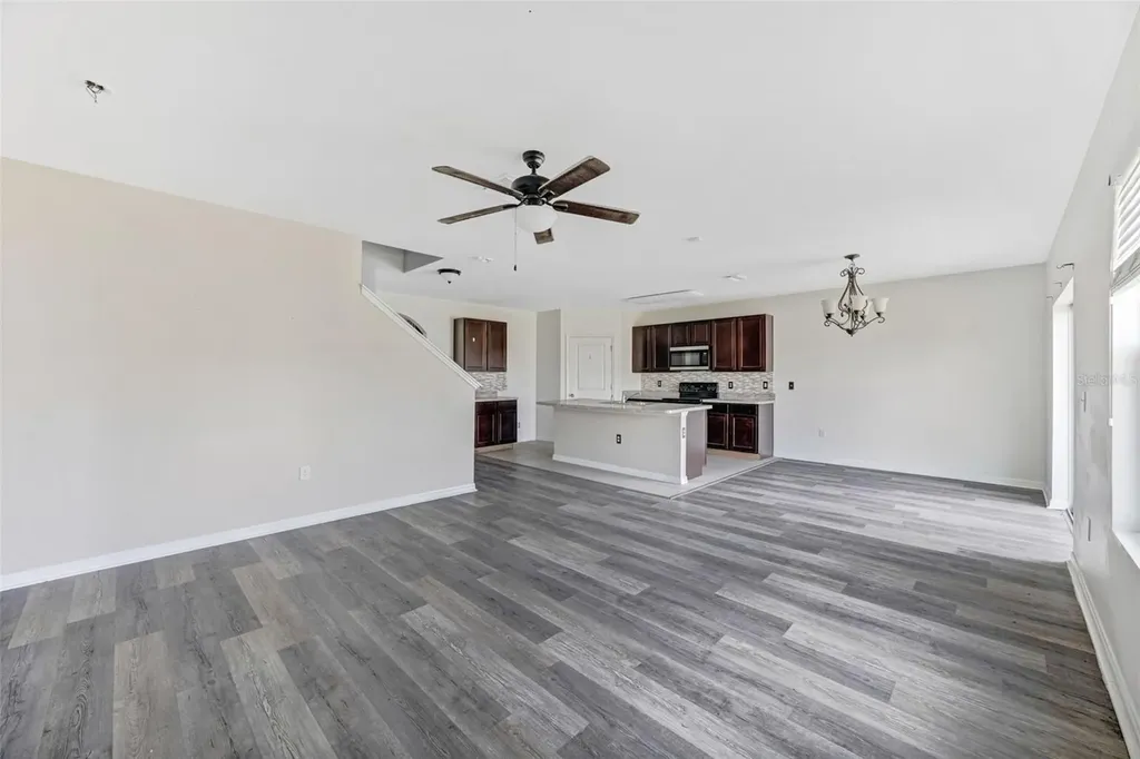 10019 Geese Trail Circle Sun City Center FL 33573