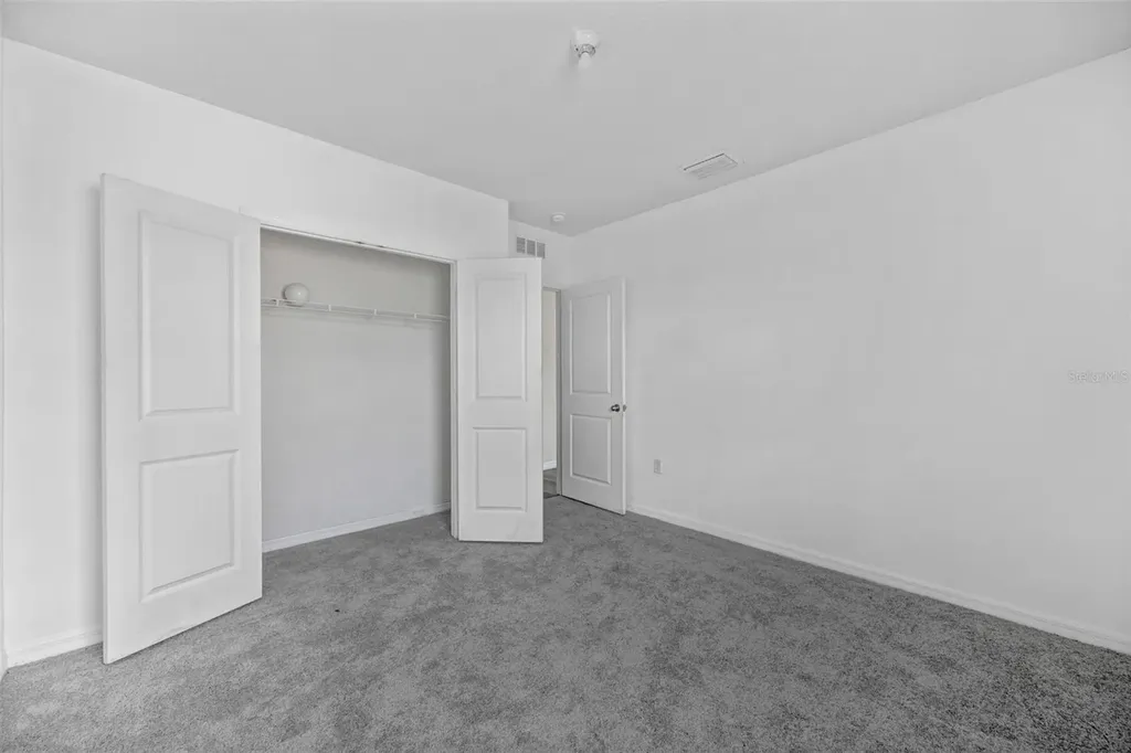10019 Geese Trail Circle Sun City Center FL 33573
