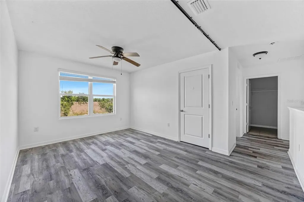 10019 Geese Trail Circle Sun City Center FL 33573
