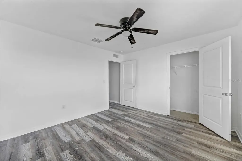10019 Geese Trail Circle Sun City Center FL 33573