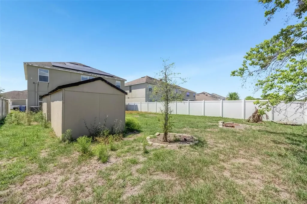 10019 Geese Trail Circle Sun City Center FL 33573