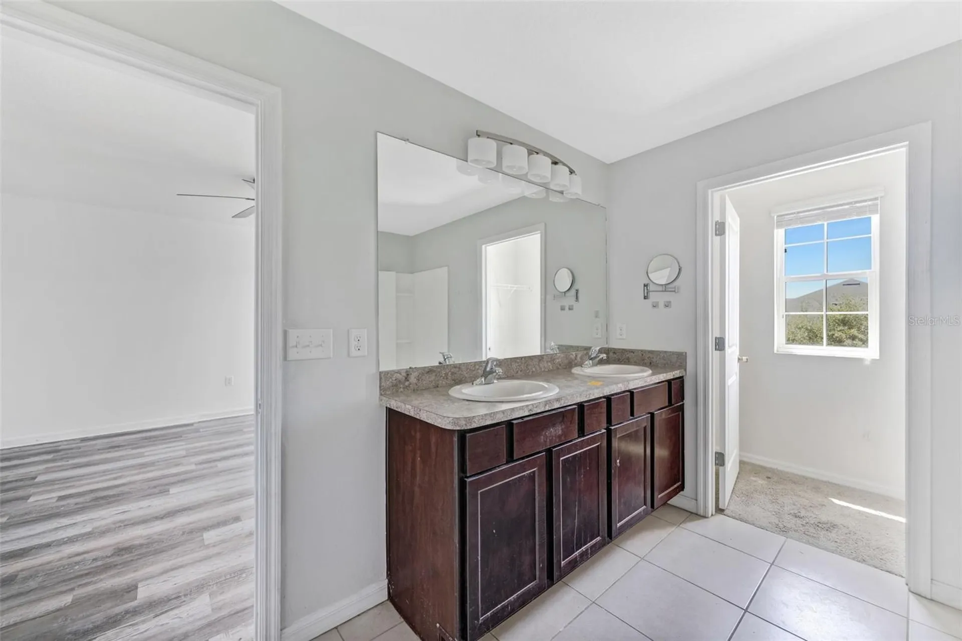 10019 Geese Trail Circle Sun City Center FL 33573