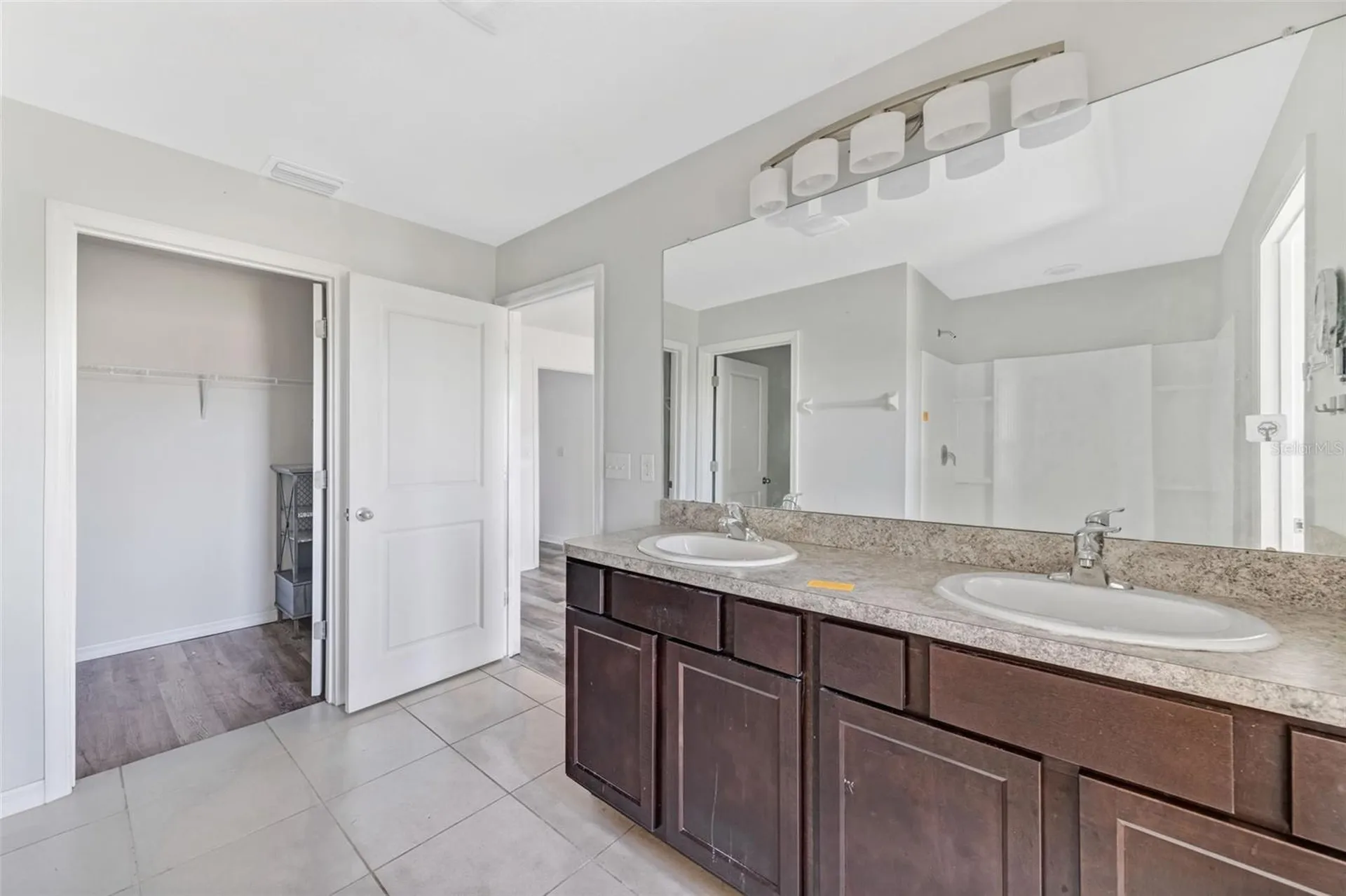 10019 Geese Trail Circle Sun City Center FL 33573