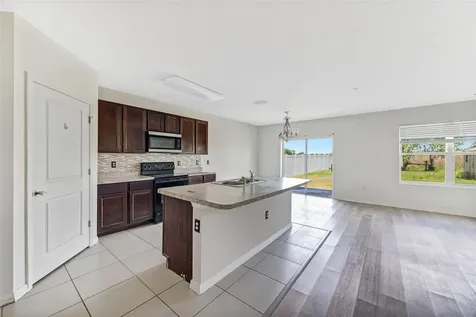 10019 Geese Trail Circle Sun City Center FL 33573
