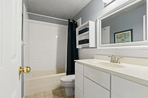 16105 Cadbury Court Tampa FL 33647