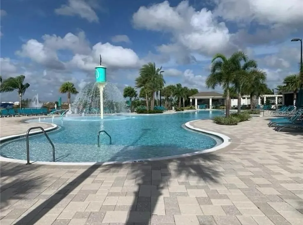 9906 Sunny Mews Alley Winter Garden FL 34787