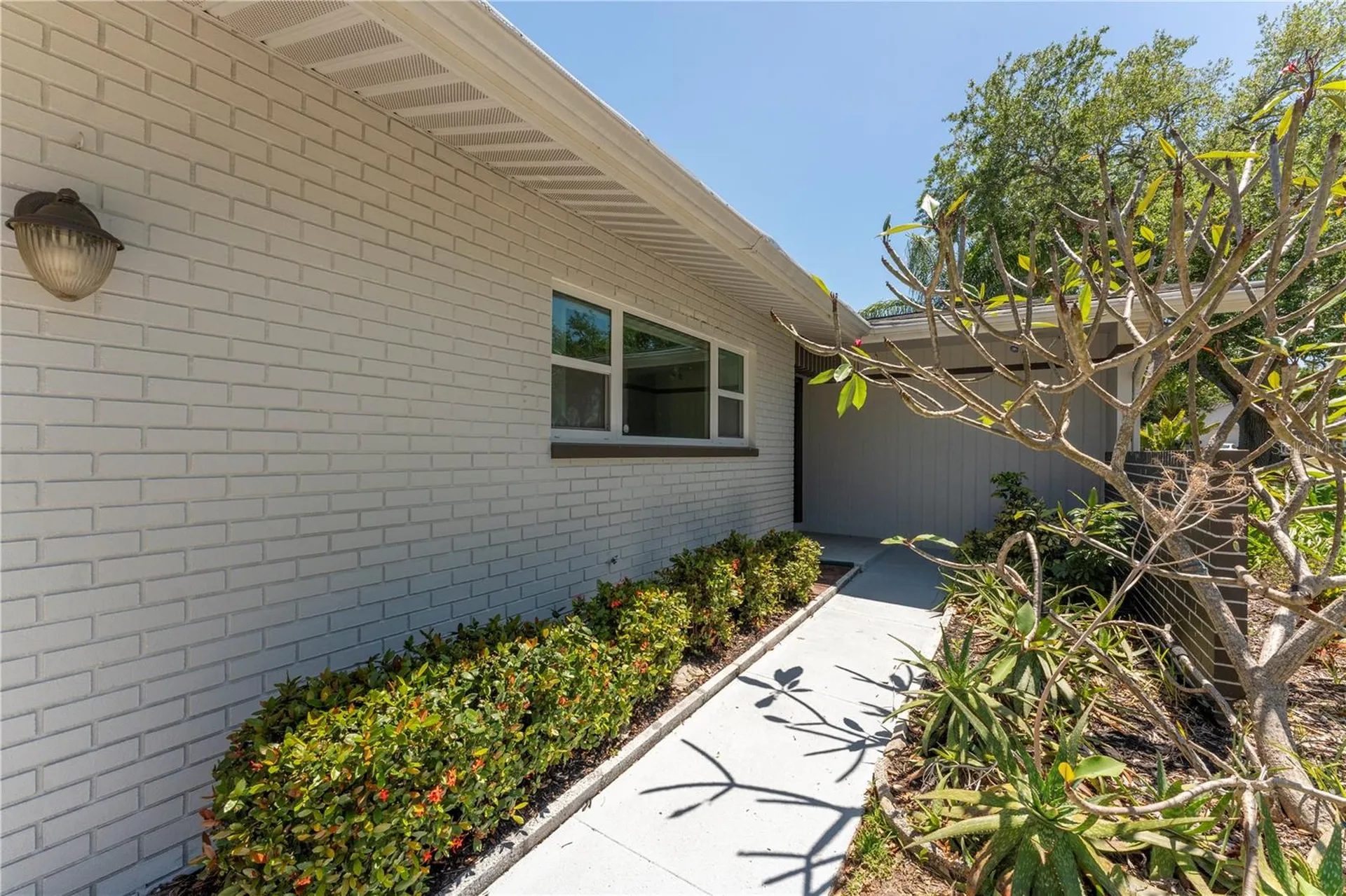 1531 Picardy Circle Clearwater FL 33755