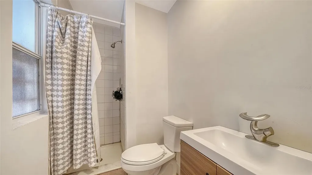 420 Kumquat Court Sarasota FL 34236
