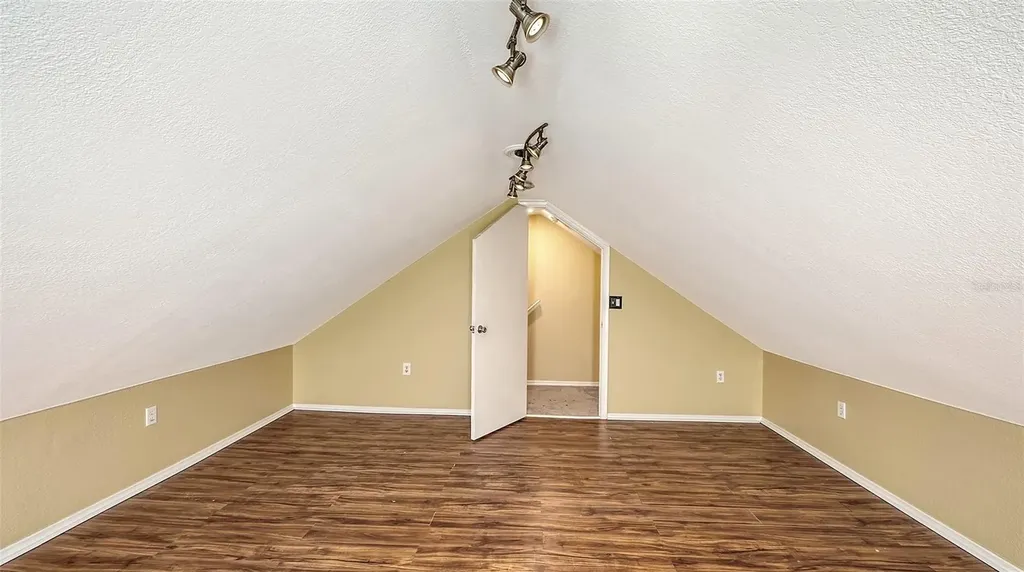 420 Kumquat Court Sarasota FL 34236