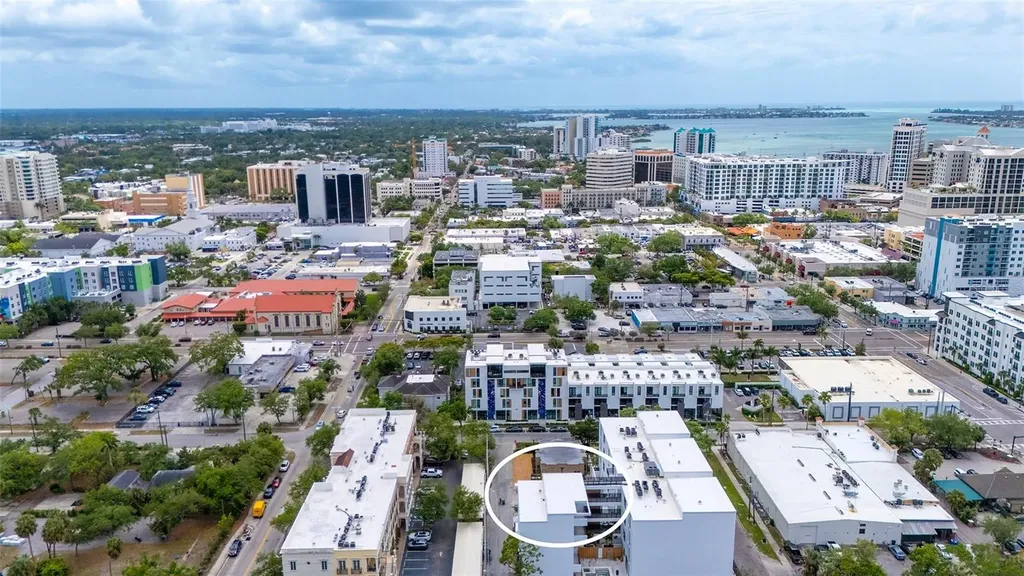 420 Kumquat Court Sarasota FL 34236