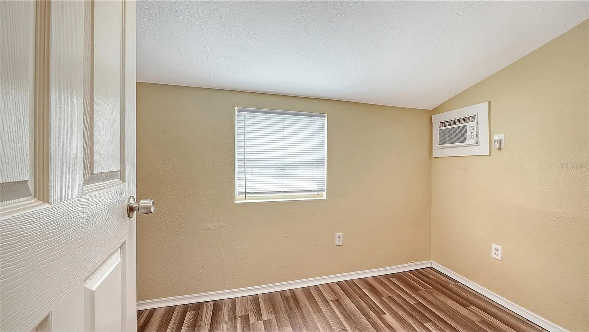 420 Kumquat Court Sarasota FL 34236