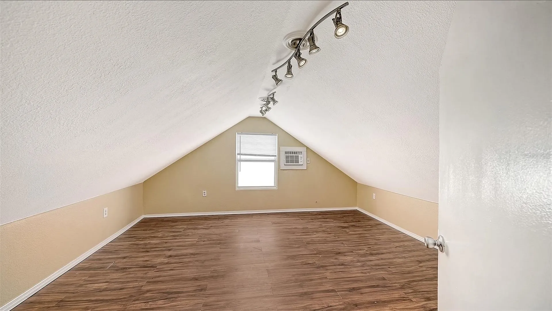 420 Kumquat Court Sarasota FL 34236