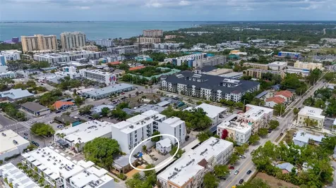 420 Kumquat Court Sarasota FL 34236