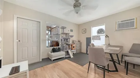 420 Kumquat Court Sarasota FL 34236