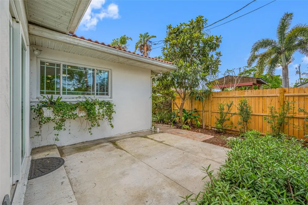 1764 Linwood Circle Clearwater FL 33755