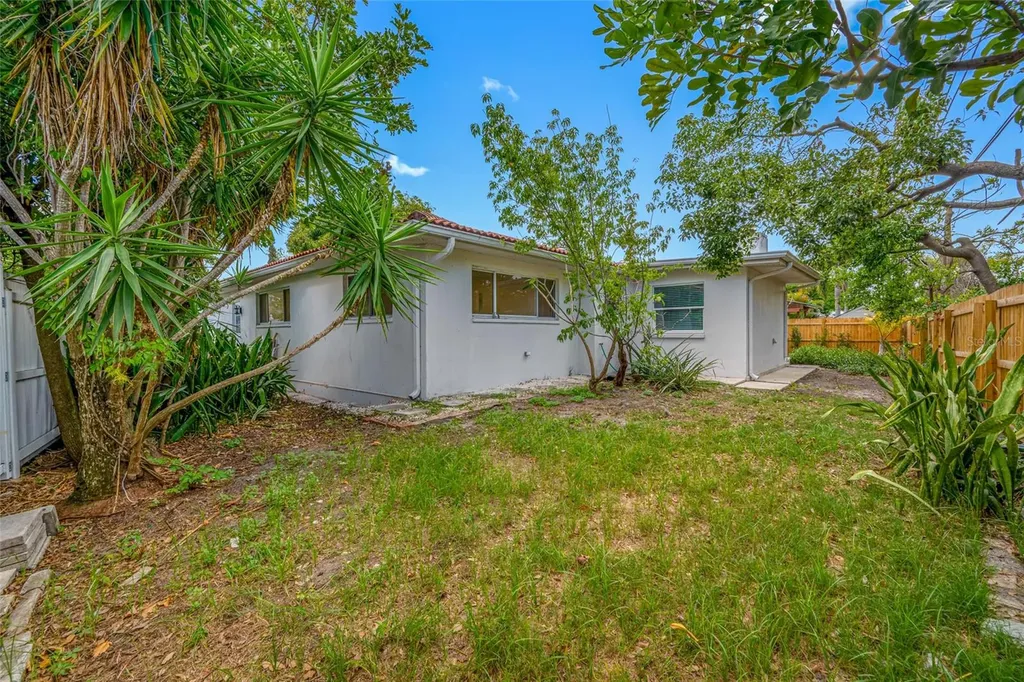 1764 Linwood Circle Clearwater FL 33755