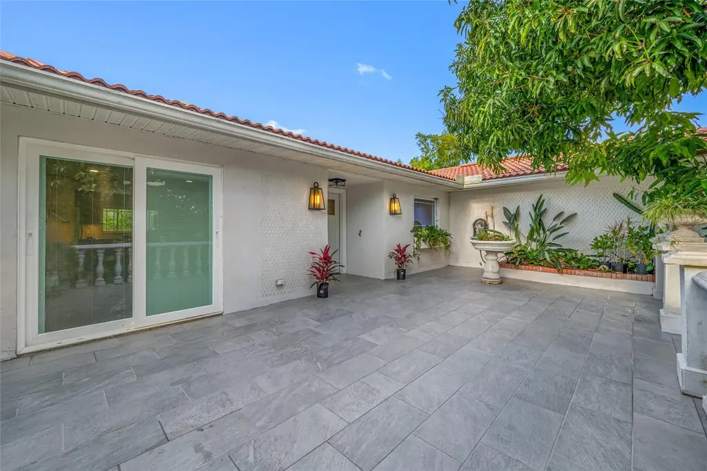 1764 Linwood Circle Clearwater FL 33755