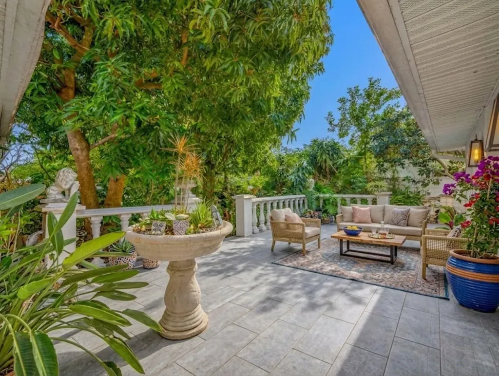 1764 Linwood Circle Clearwater FL 33755