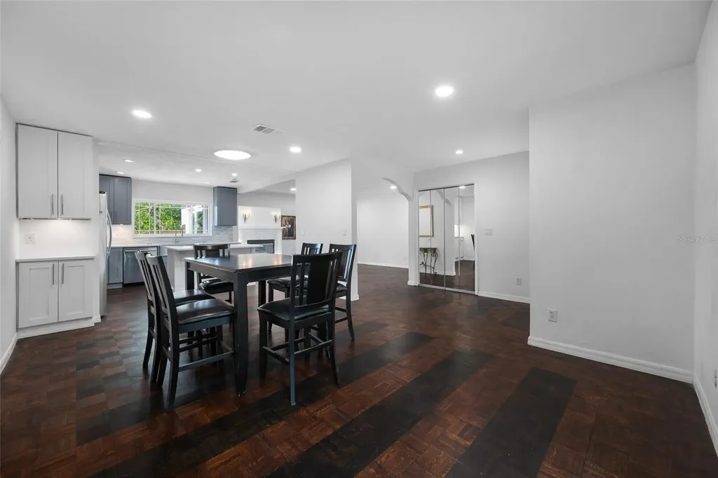 1764 Linwood Circle Clearwater FL 33755