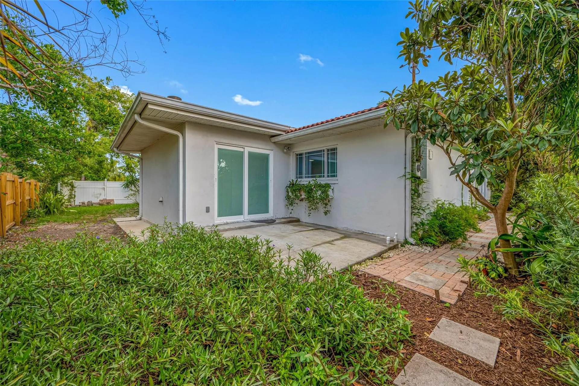 1764 Linwood Circle Clearwater FL 33755