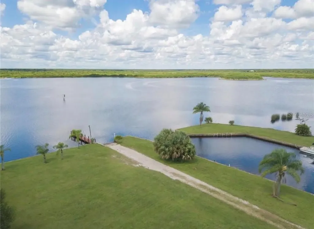 230 Rose Circle Punta Gorda FL 33982