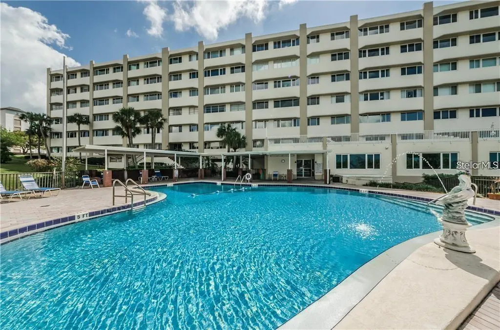 100 Bluff View Drive Belleair Bluffs FL 33770
