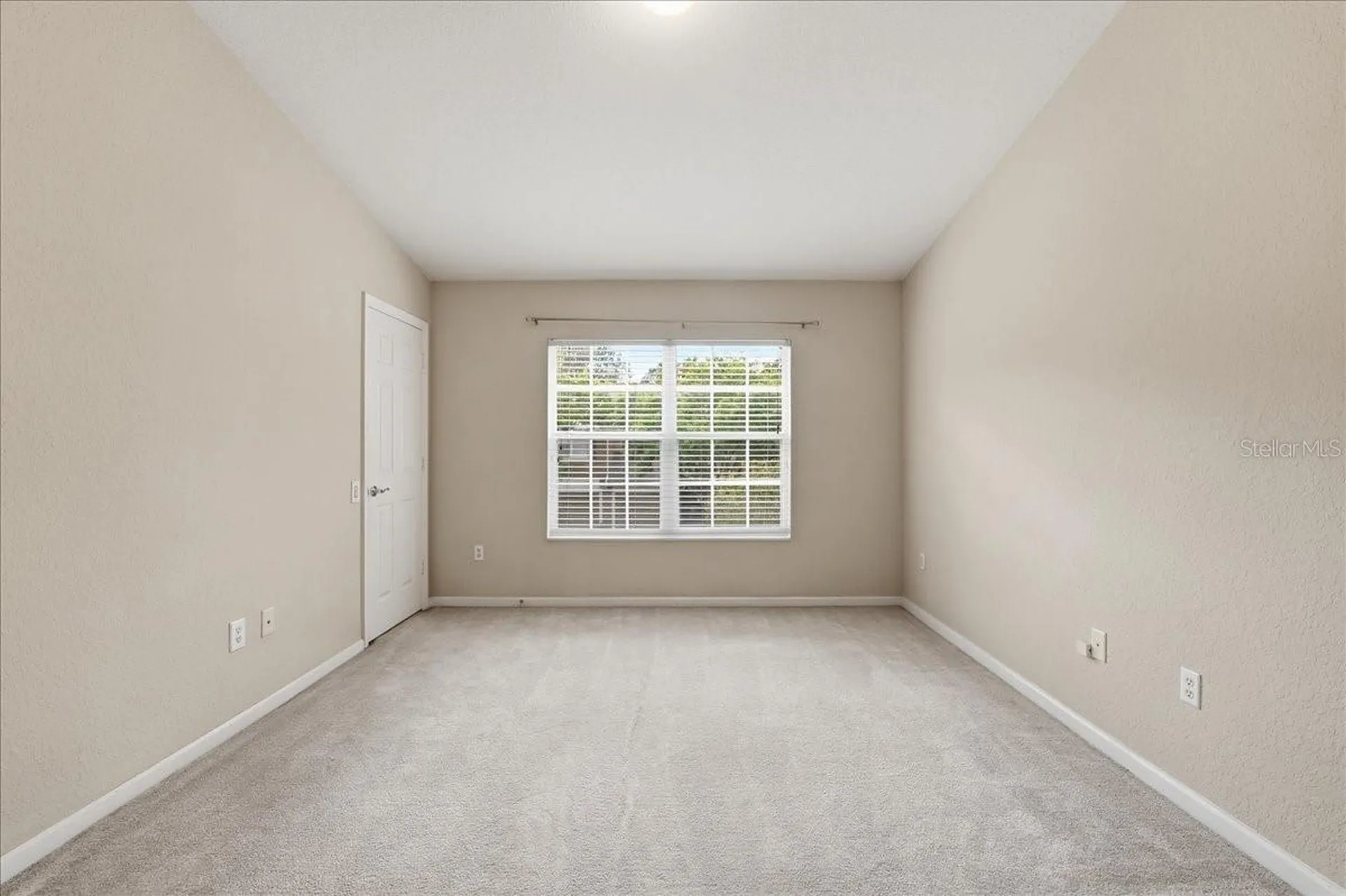 2837 Villafuerte Point Orlando FL 32835