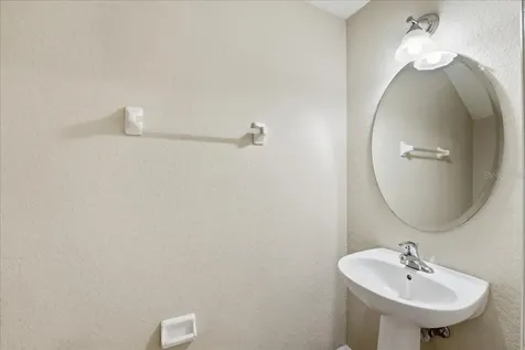 2837 Villafuerte Point Orlando FL 32835