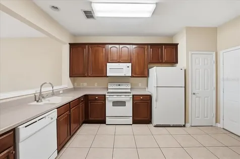 2837 Villafuerte Point Orlando FL 32835