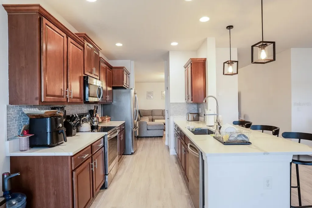 8610 Turnstone Shore Lane Riverview FL 33578